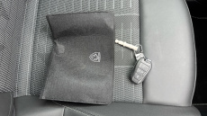 Peugeot 3008 1.2 Hybrid 136 GT 5dr e-DSC6 Petrol Estate